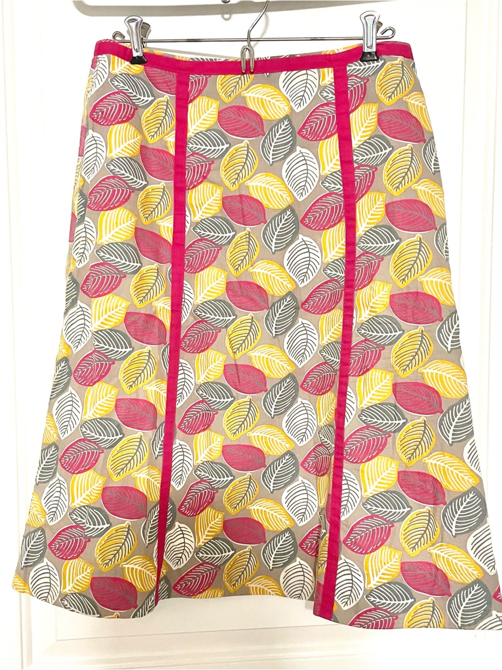 Boden skirt, size 6
